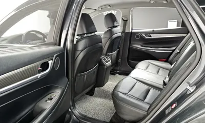 Hyundai Grandeur 2019, 178355 км, за 7023.76 USD - фото 11