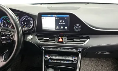 Hyundai Grandeur 2019, 178355 км, за 7023.76 USD - фото 13