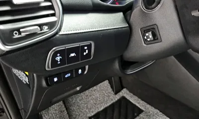 Hyundai Grandeur 2019, 178355 км, за 7023.76 USD - фото 19
