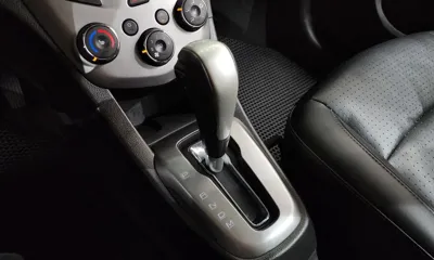 ChevroletGMDaewoo Aveo 2017, 68512 км, за 4299.68 USD - фото 9