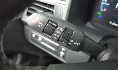 KG_Mobility_Ssangyong Rexton 2023, 33137 км, за 13596.16 USD - фото 28