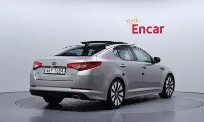 Kia K5 2013, 62592 км, за 4266.77 USD