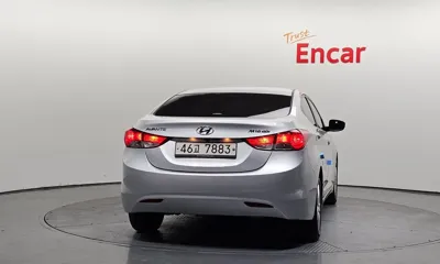 Hyundai Avante 2012, 161160 км, за 2276.87 USD