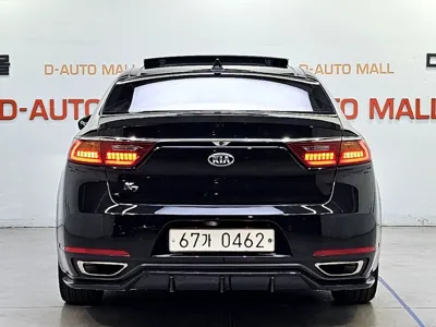 Kia K7 2016, 61000 км, за 7862.57 USD