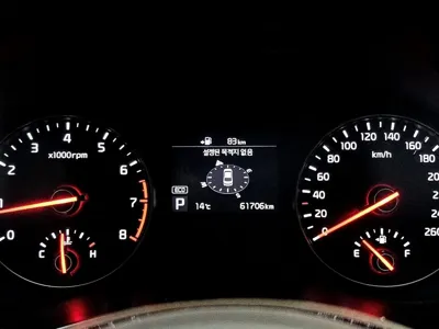 Kia K7 2016, 61000 км, за 7862.57 USD - фото 8