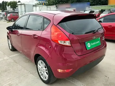 Ford Fiesta 2015, 31800 км, за 2740.57 USD