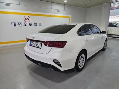 Kia K3 2023, 20850 км, за 11571.21 USD - фото 7