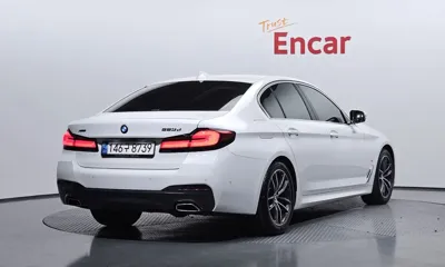 BMW 5-Series 2023, 109347 км, за 27221.67 USD
