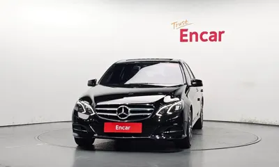 Mercedes-Benz E-Class 2016, 86172 км, за 9452.68 USD