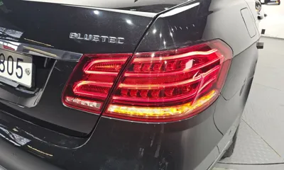 Mercedes-Benz E-Class 2016, 86172 км, за 9452.68 USD - фото 23