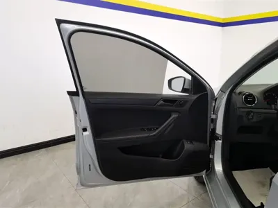 Volkswagen Jetta 2019, 51000 км, за 5856.27 USD - фото 7