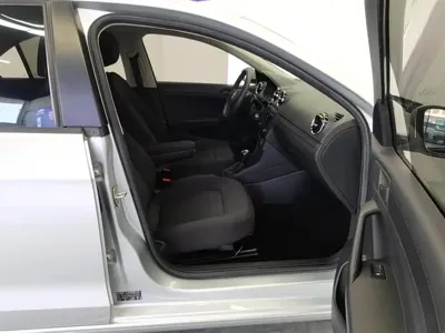 Volkswagen Jetta 2019, 51000 км, за 5856.27 USD - фото 8