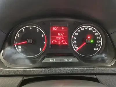 Volkswagen Jetta 2019, 51000 км, за 5856.27 USD - фото 14