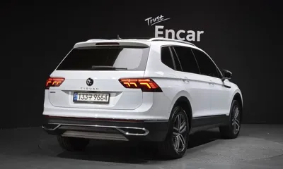 Volkswagen Tiguan 2023, 66102 км, за 17001.44 USD