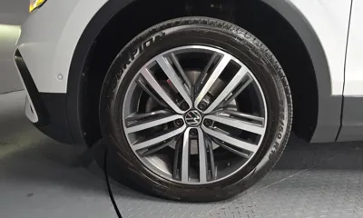 Volkswagen Tiguan 2023, 66102 км, за 17001.44 USD