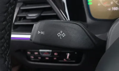 BMW 3-Series 2021, 96068 км, за 19614.02 USD - фото 27