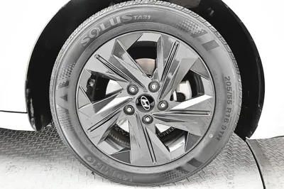 Hyundai Avante 2021, 96141 км, за 9237.58 USD - фото 7