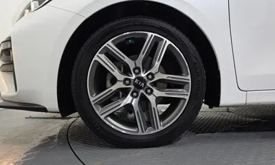 Kia K3 2019, 82065 км, за 8139.61 USD