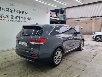 Kia Sorento 2015, 153391 км, за 7741.35 USD