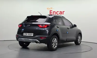Kia Stonic 2018, 91784 км, за 8467.9 USD