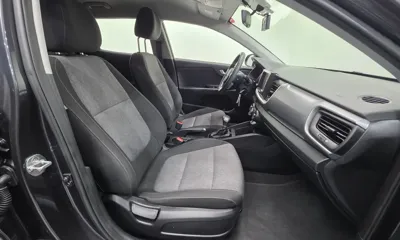 Kia Stonic 2018, 91784 км, за 8467.9 USD - фото 10