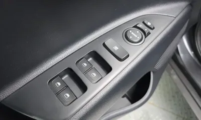 Kia Stonic 2018, 91784 км, за 8467.9 USD - фото 12