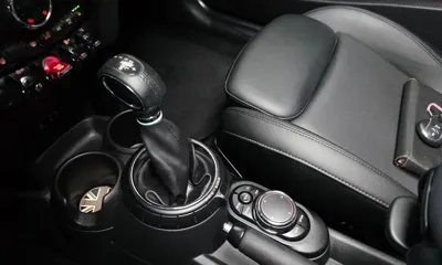 MINI Cooper 2016, 144270 км, за 6236.05 USD - фото 9