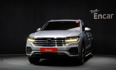 Volkswagen Touareg 2021, 60389 км, за 25980.01 USD