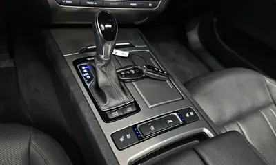Hyundai Genesis 2016, 113769 км, за 7718.07 USD - фото 9