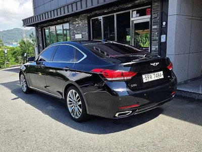 Genesis G80 2017, 84040 км, за 12078.25 USD