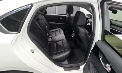 Kia K3 2021, 86419 км, за 9264.89 USD - фото 12