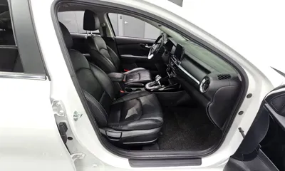 Kia K3 2021, 86419 км, за 9264.89 USD - фото 13