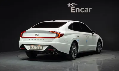 Hyundai Sonata 2020, 88970 км, за 8450.88 USD