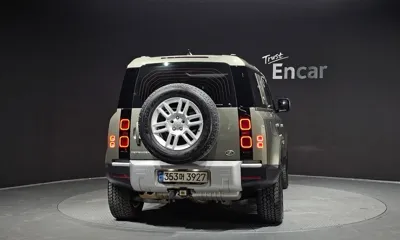 Land Rover Defender 2022, 97873 км, за 39617.52 USD