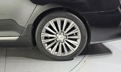 Kia K9 2016, 170442 км, за 5980.63 USD