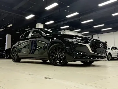 Mazda 3 Axela 2022, 42000 км, за 14056.4 USD