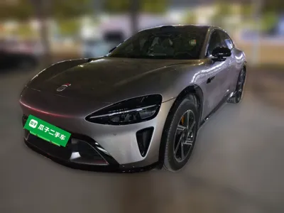 Xiaomi Auto YU7 · 2025 год