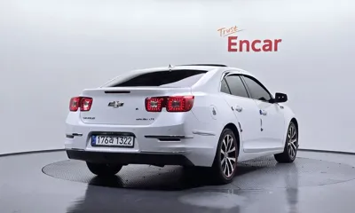 ChevroletGMDaewoo Malibu 2013, 140478 км, за 2974.62 USD