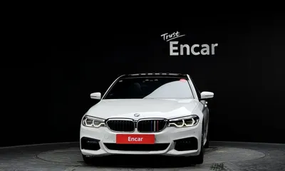 BMW 5-Series 2019, 59910 км, за 21136.44 USD
