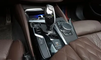 BMW 5-Series 2019, 59910 км, за 21136.44 USD - фото 9