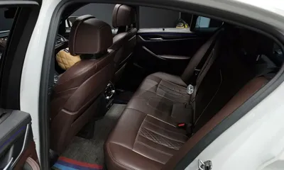 BMW 5-Series 2019, 59910 км, за 21136.44 USD - фото 12