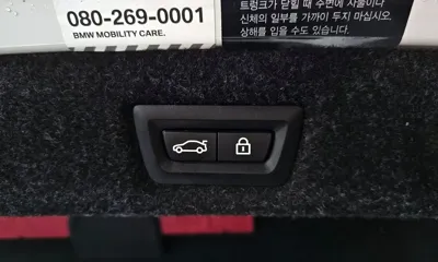 BMW 5-Series 2019, 59910 км, за 21136.44 USD - фото 20