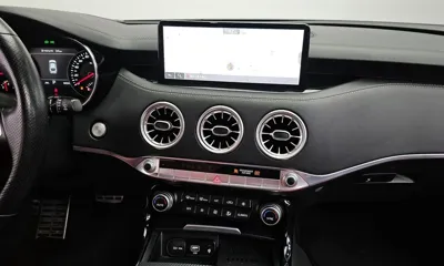 Kia Stinger 2022, 60548 км, за 23565.71 USD - фото 13