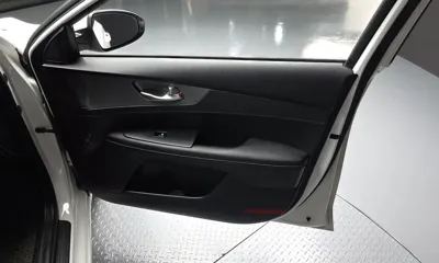 Kia K3 2019, 91125 км, за 8450.88 USD - фото 24