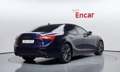 Maserati Ghibli 2014, 67274 км, за 11246.18 USD