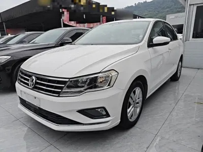 Volkswagen Jetta · 2017 год