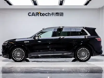 AITO 问界 AITO M8 2025, 18600 км, за 52528.1 USD