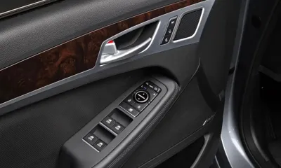 Hyundai Genesis 2015, 57217 км, за 8993.04 USD - фото 16