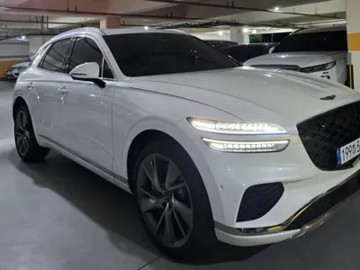 Genesis GV70 · 2025 год