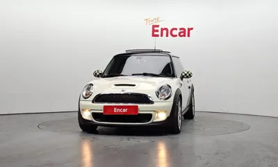 MINI Cooper 2013, 198567 км, за 1975.55 USD